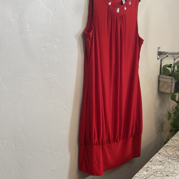 Dress - Picture 11 of 12